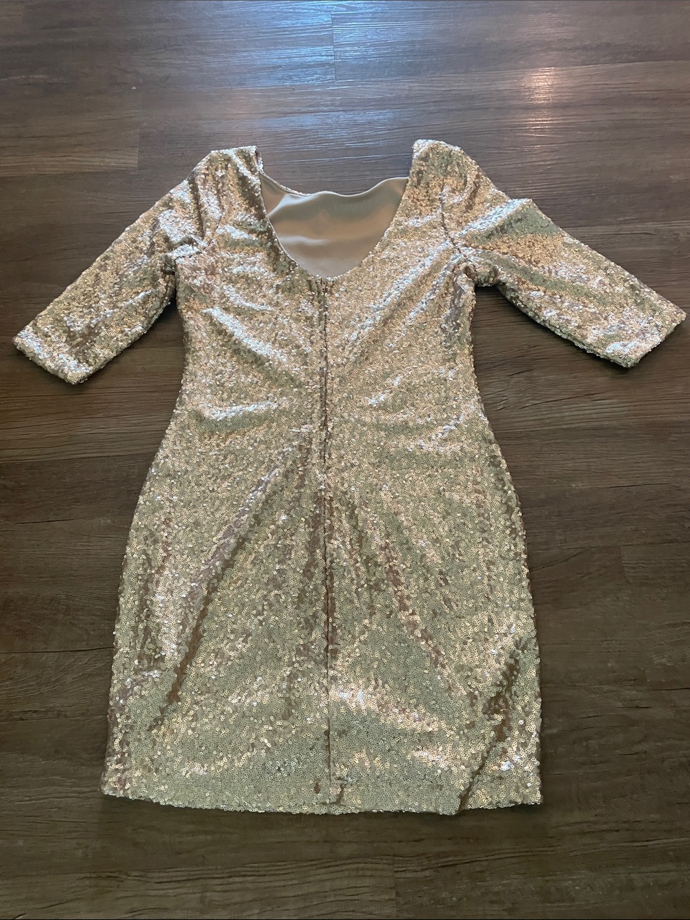 Ruby Rox Metallic Gold Sequin Top - Picture 5 of 7